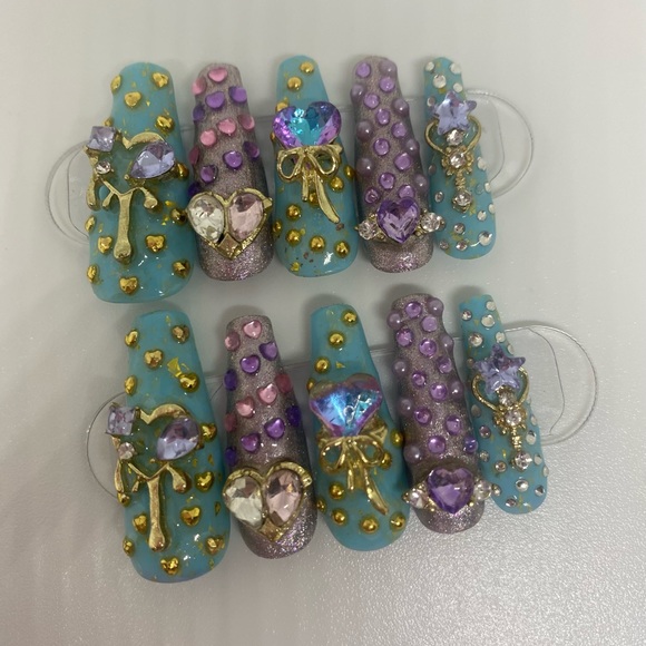 Color Changing and Metallic Handmade Press On Nail Set Purple - Picture 9 of 16